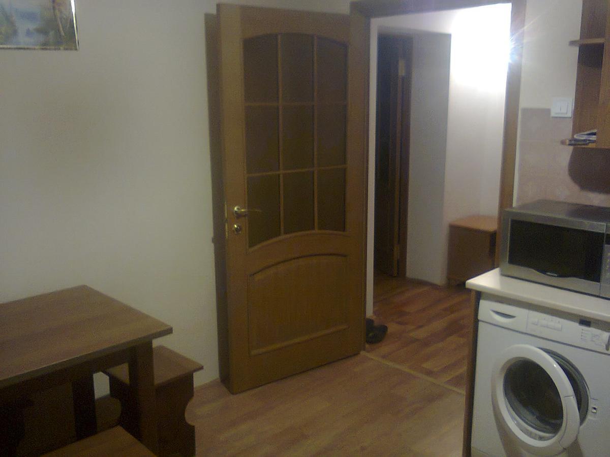 Apartment With Balcony 리비프 외부 사진